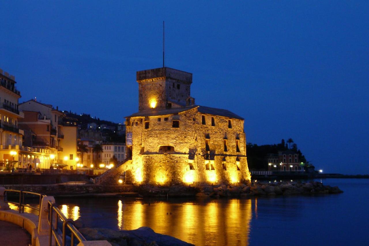 Attic Apartment Rapallo Kültér fotó
