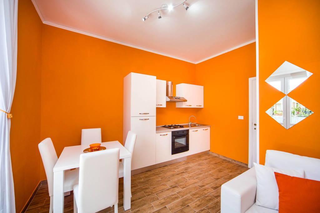 Attic Apartment Rapallo Szoba fotó