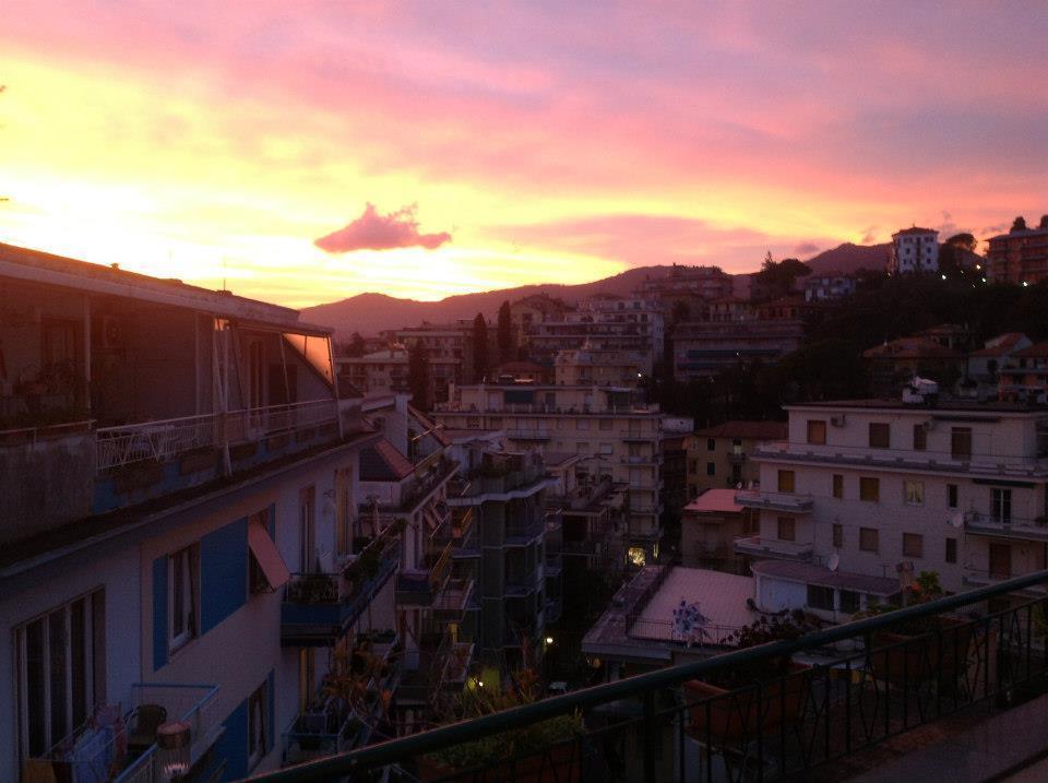Attic Apartment Rapallo Szoba fotó