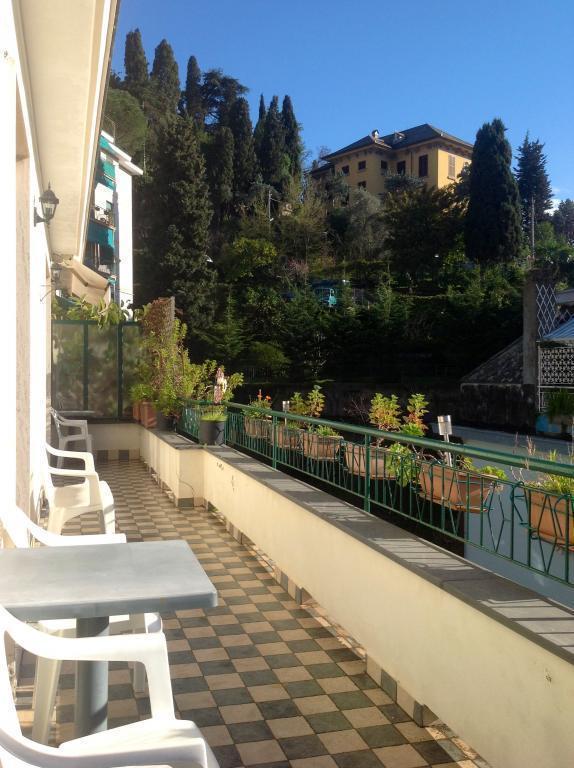 Attic Apartment Rapallo Szoba fotó