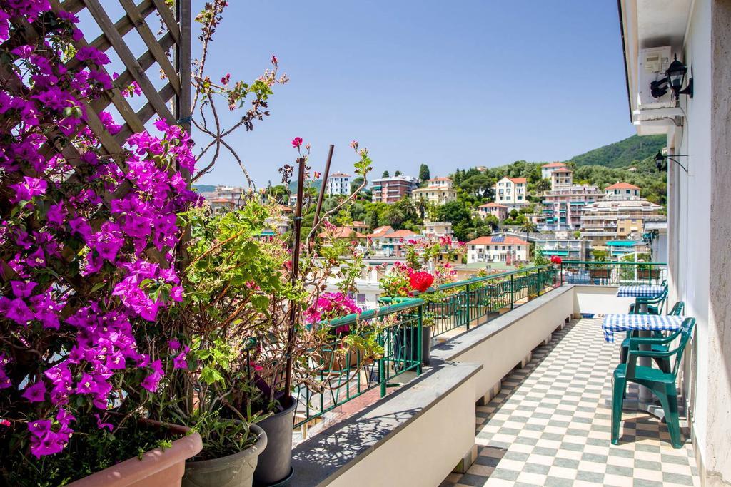 Attic Apartment Rapallo Kültér fotó